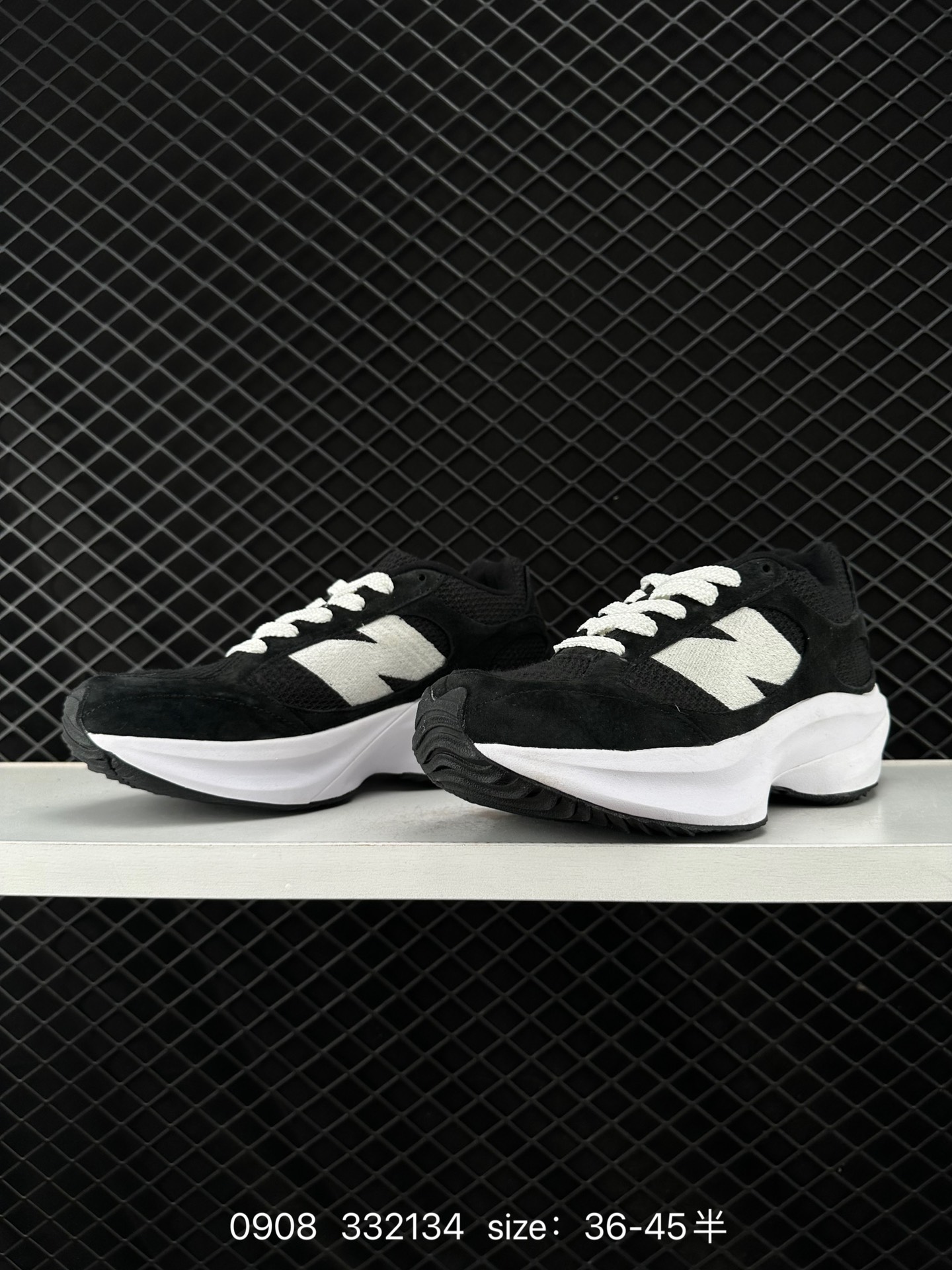 New Balance Warped Runner